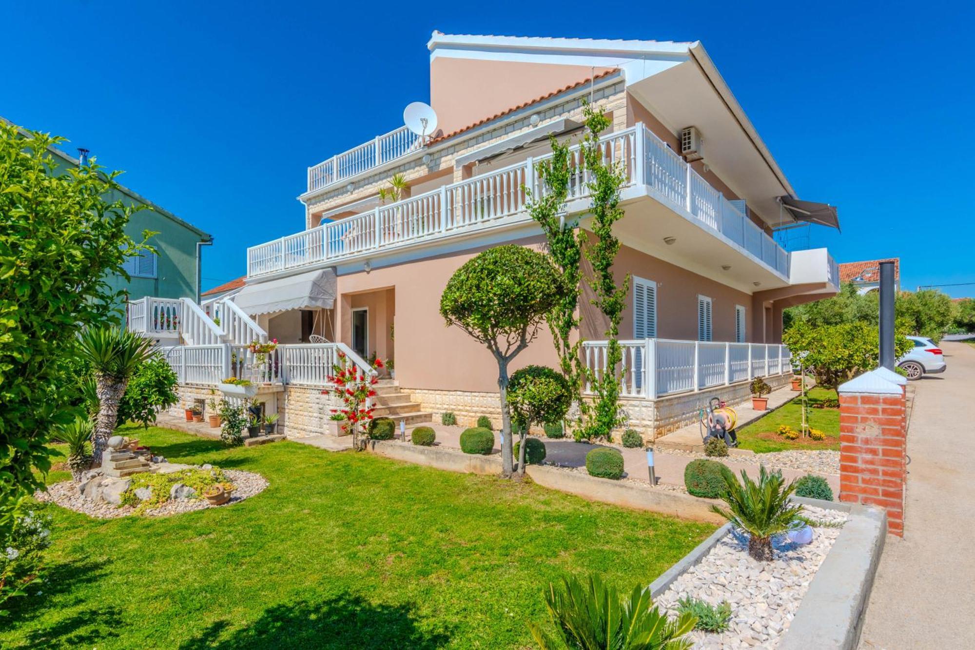 Apartments Andelka Бибинє Екстер'єр фото