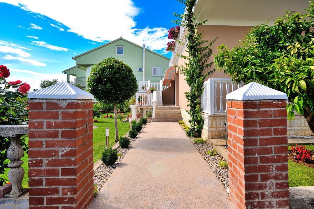 Apartments Andelka Бибинє Екстер'єр фото