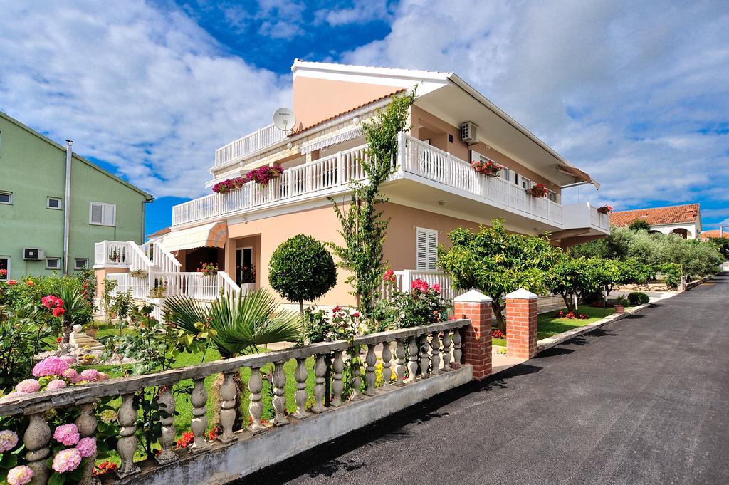 Apartments Andelka Бибинє Екстер'єр фото
